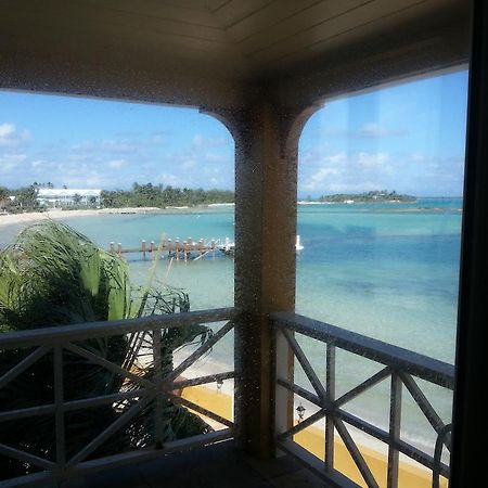 Отель Augusta Bay Bahamas, Exuma Джорджтаун Экстерьер фото
