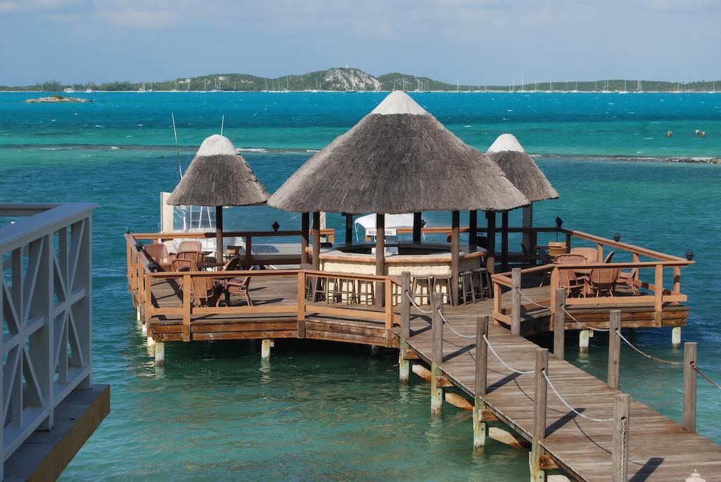 Отель Augusta Bay Bahamas, Exuma Джорджтаун Экстерьер фото